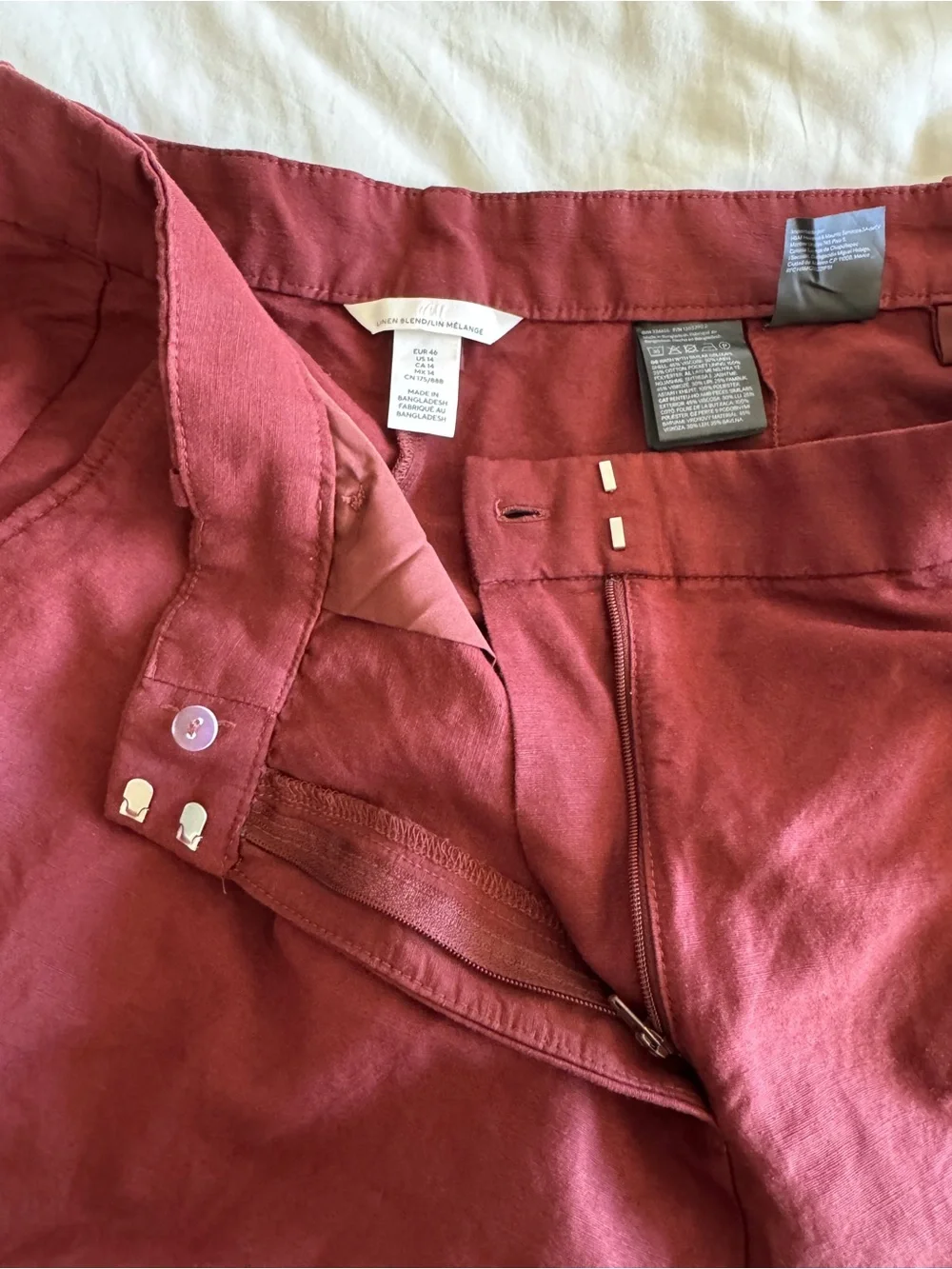 H&M Linen Blend Wide-Leg Cropped Trousers in Burgundy 14 Dark Academia Preppy